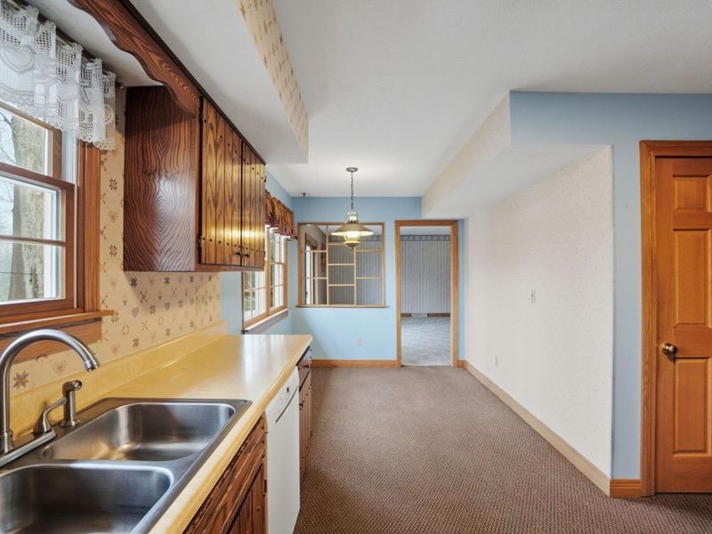 658 Knoll Drive, Granville, OH 43023 Photo 13