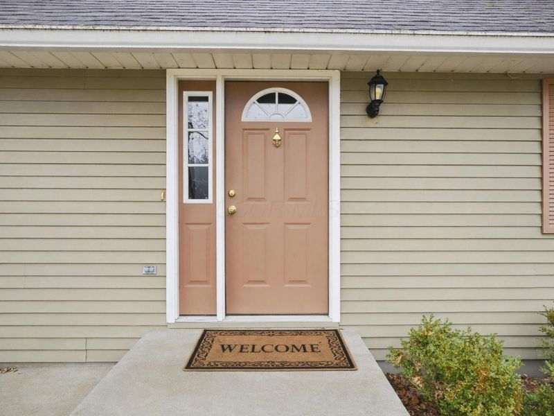 658 Knoll Drive, Granville, OH 43023 Photo 2