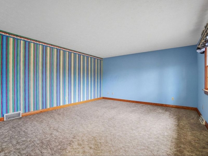 658 Knoll Drive, Granville, OH 43023 Photo 8