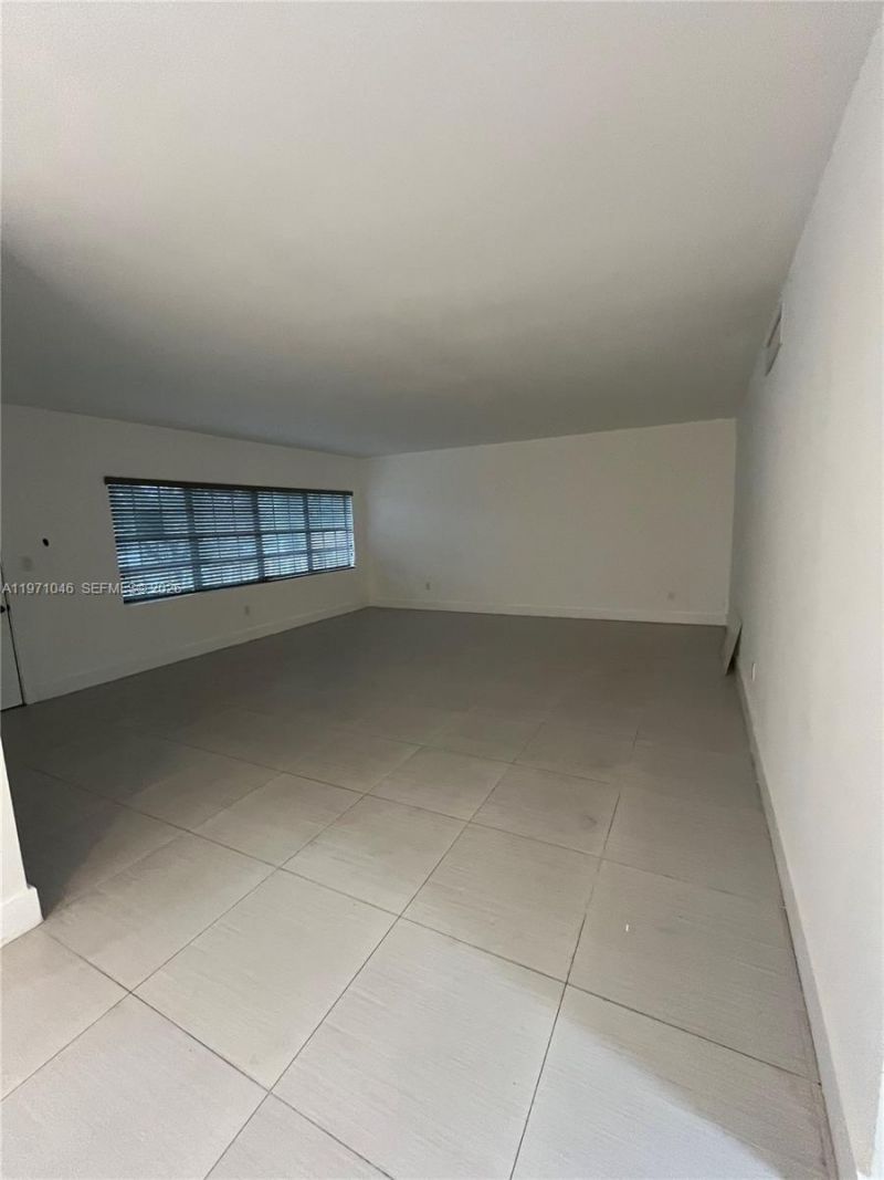 11855 NE 19th Dr , Unit 20, North Miami, FL 33181 Photo