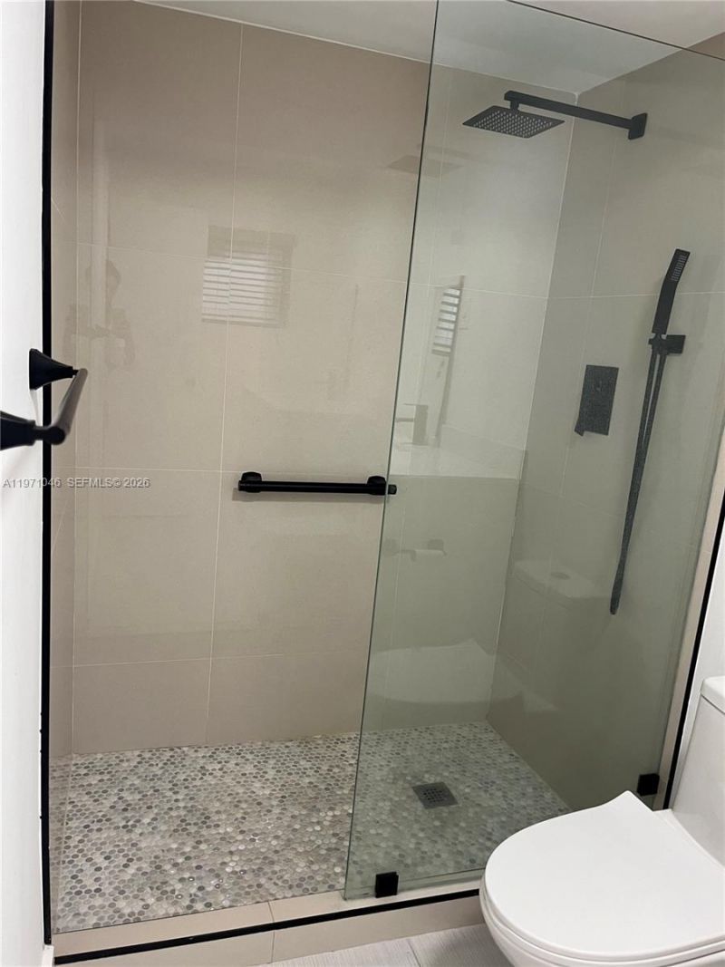 11855 NE 19th Dr , Unit 20, North Miami, FL 33181 Photo