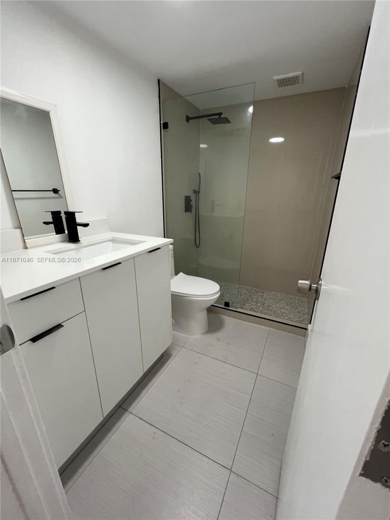 11855 NE 19th Dr , Unit 20, North Miami, FL 33181 Photo