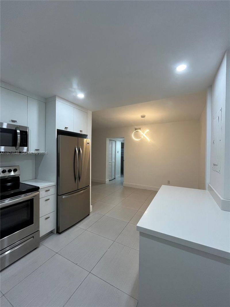 11855 NE 19th Dr , Unit 20, North Miami, FL 33181 Photo