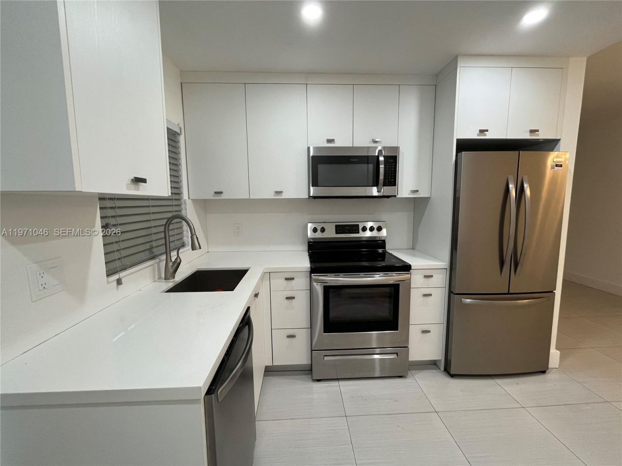 11855 NE 19th Dr , Unit 20, North Miami, FL 33181 Photo