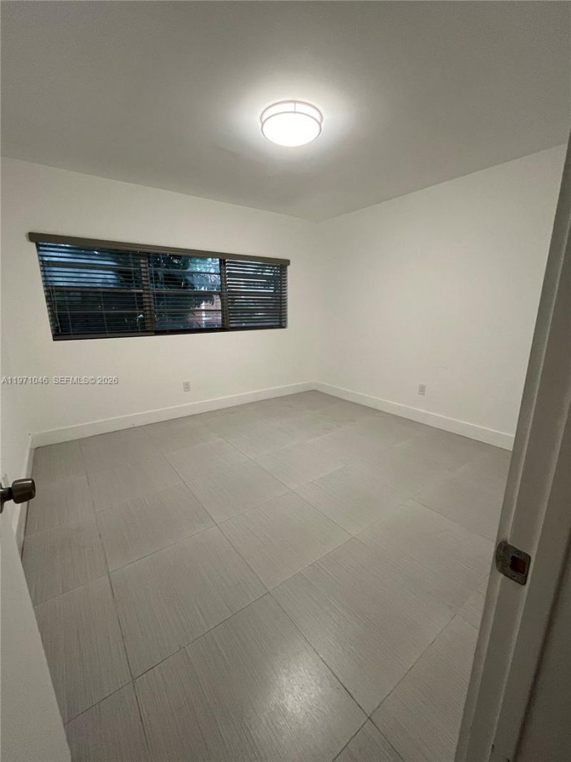 11855 NE 19th Dr , Unit 20, North Miami, FL 33181 Photo