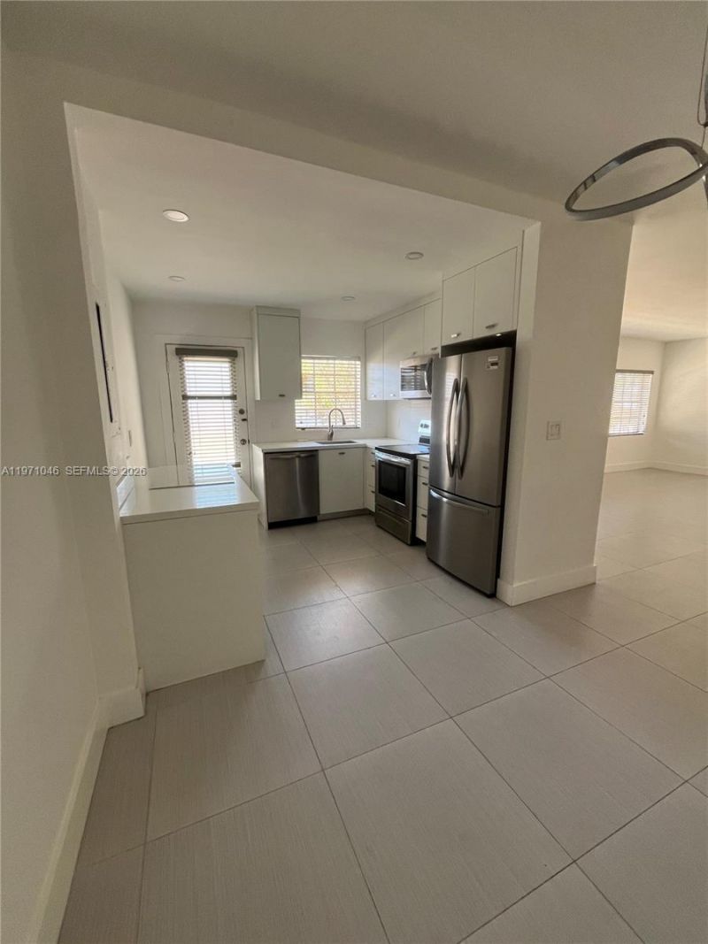 11855 NE 19th Dr , Unit 20, North Miami, FL 33181 Photo