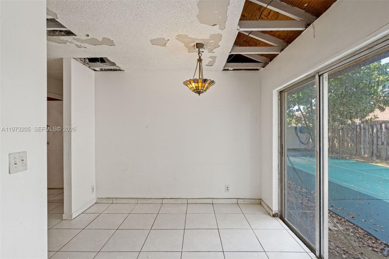 7389 NW 48th Pl, Lauderhill, FL 33319 Photo