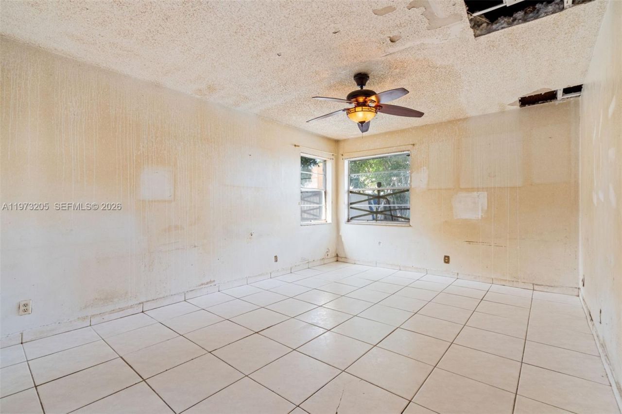 7389 NW 48th Pl, Lauderhill, FL 33319 Photo