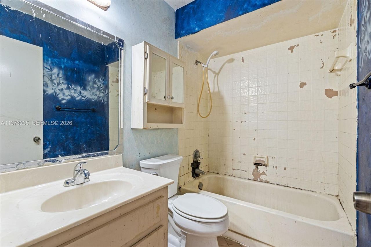 7389 NW 48th Pl, Lauderhill, FL 33319 Photo