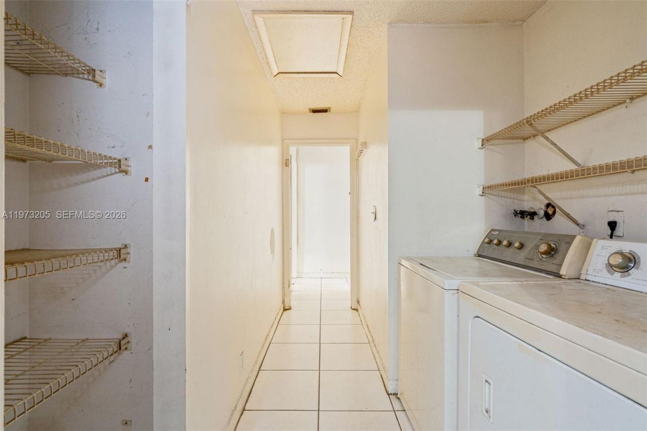 7389 NW 48th Pl, Lauderhill, FL 33319 Photo