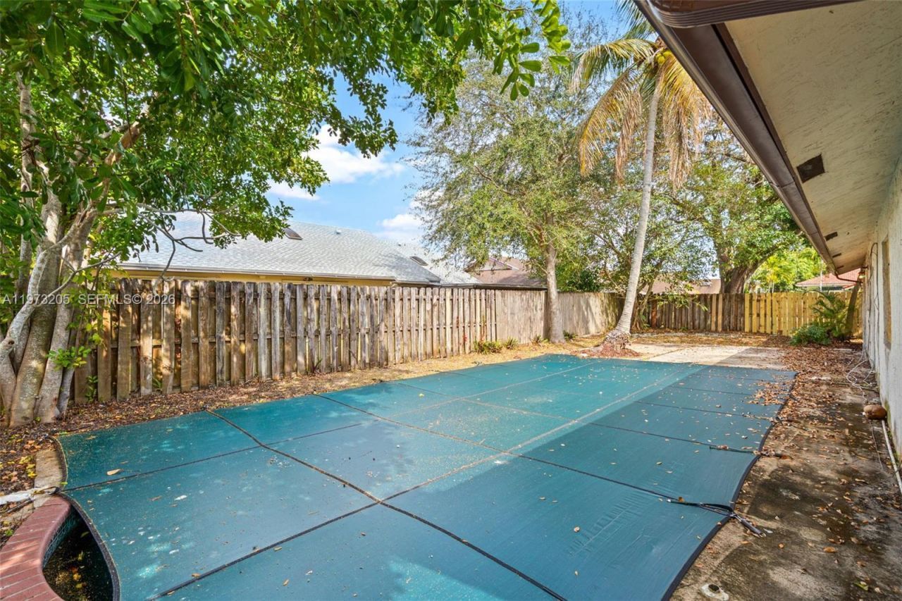 7389 NW 48th Pl, Lauderhill, FL 33319 Photo