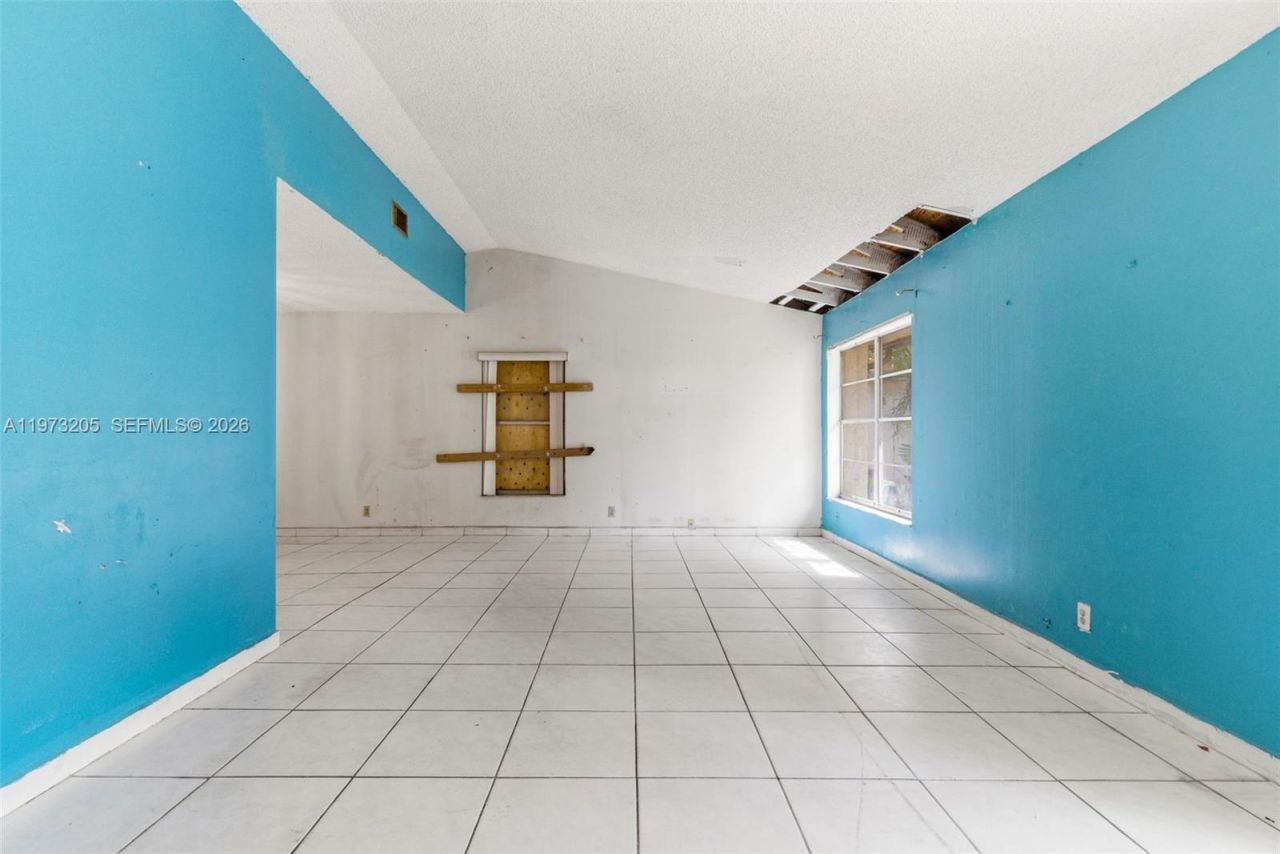 7389 NW 48th Pl, Lauderhill, FL 33319 Photo