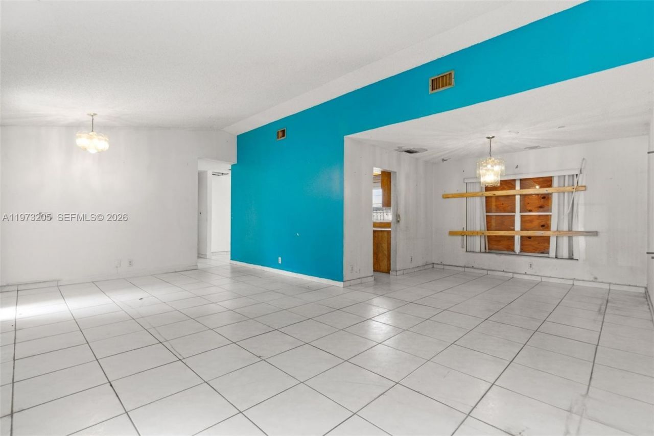 7389 NW 48th Pl, Lauderhill, FL 33319 Photo