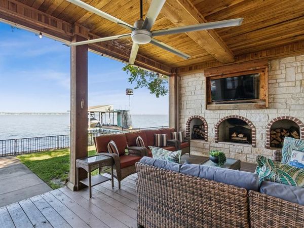 142 Peninsula Point Terrace, Mabank, TX 75156