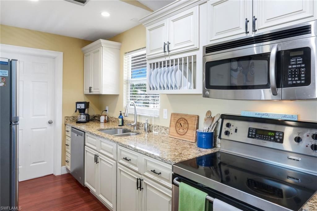 4741 Pembrooke Ln, Bonita Springs, FL 34134 Photo