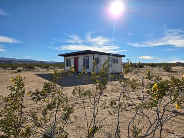 68423 Rainier, Twentynine Palms, CA 92277