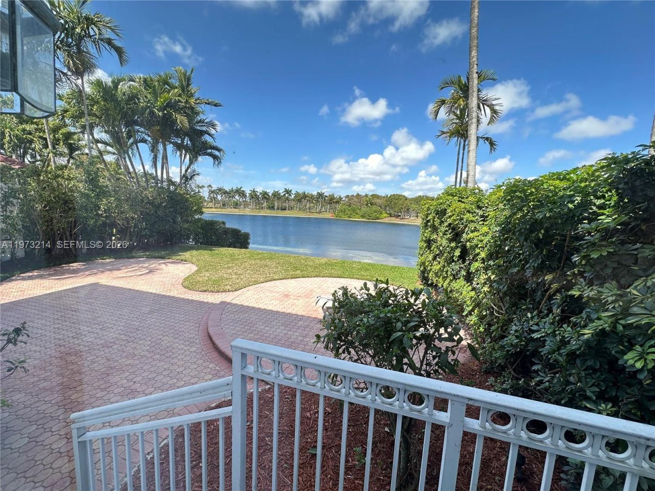 10965 NW 59th St, Doral, FL 33178 Photo