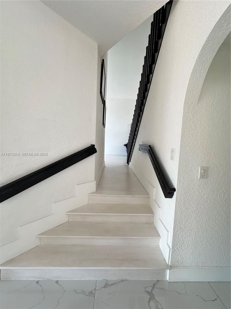 10965 NW 59th St, Doral, FL 33178 Photo