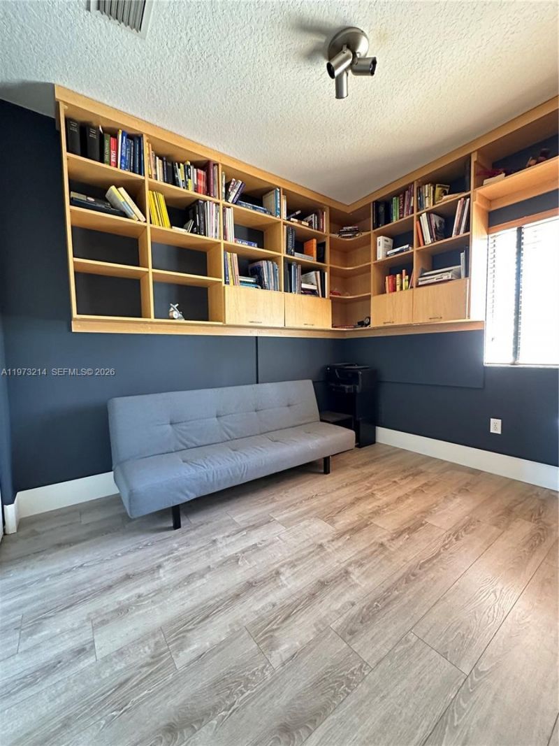 10965 NW 59th St, Doral, FL 33178 Photo