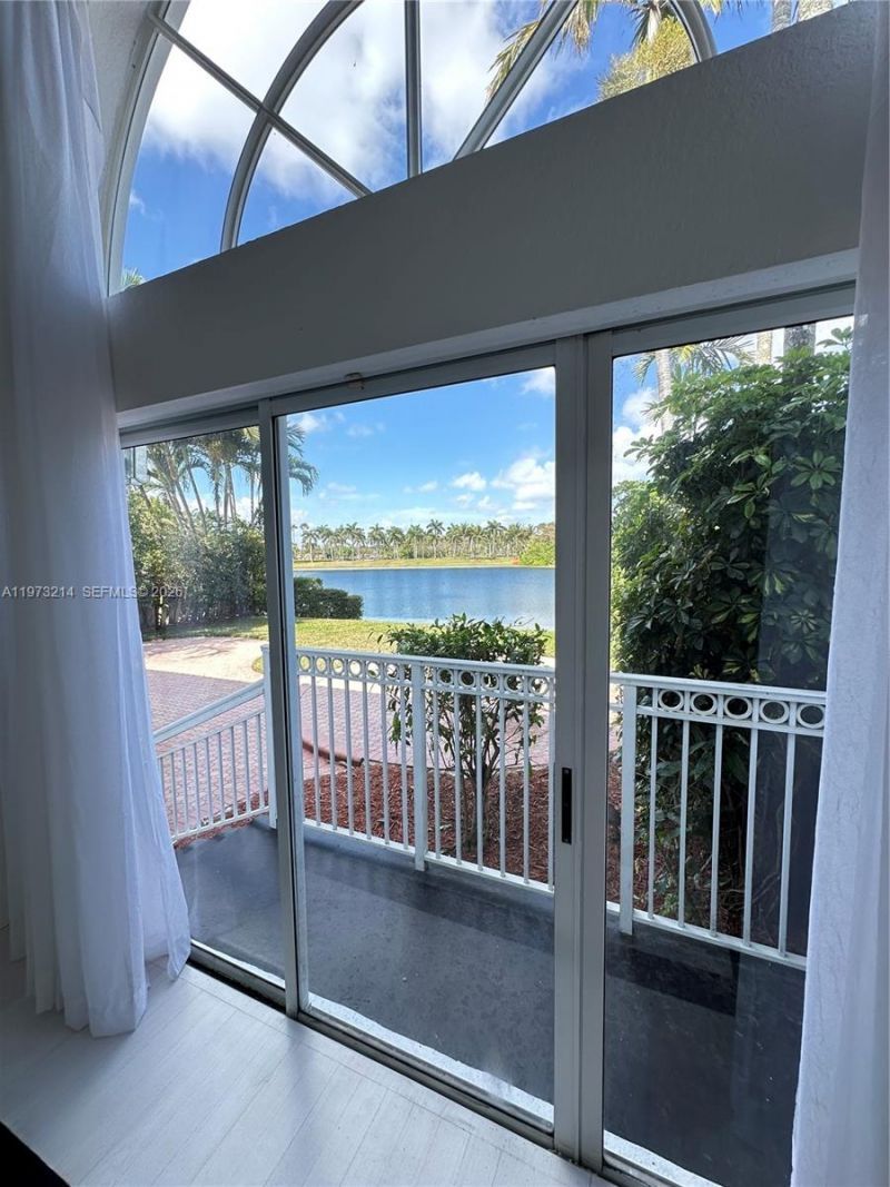 10965 NW 59th St, Doral, FL 33178 Photo