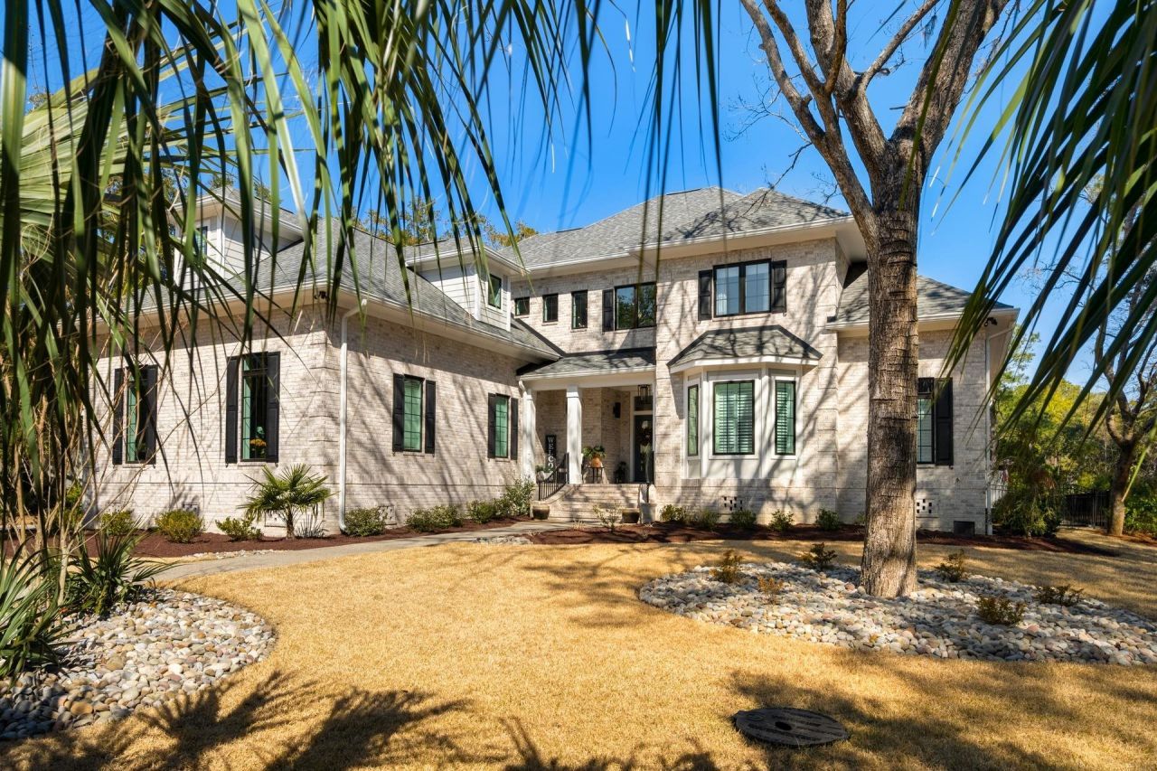 491 Blue Heron Rd. Photo 2