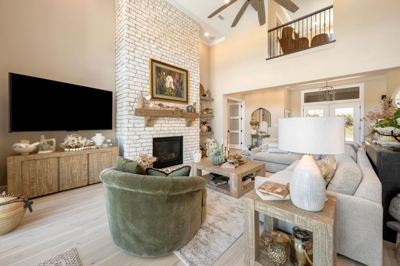 491 Blue Heron Rd. Photo 9