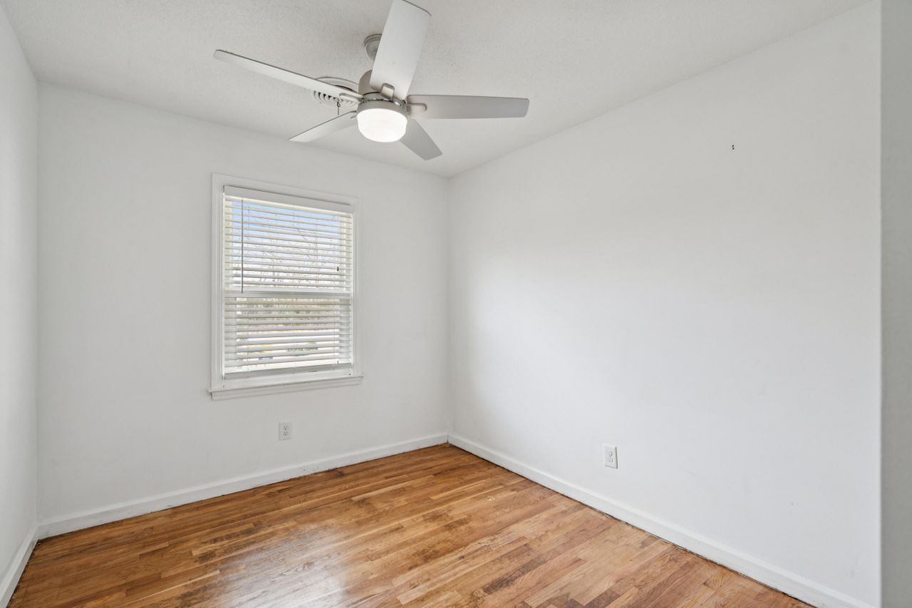 5070 Sc 165 Photo 17