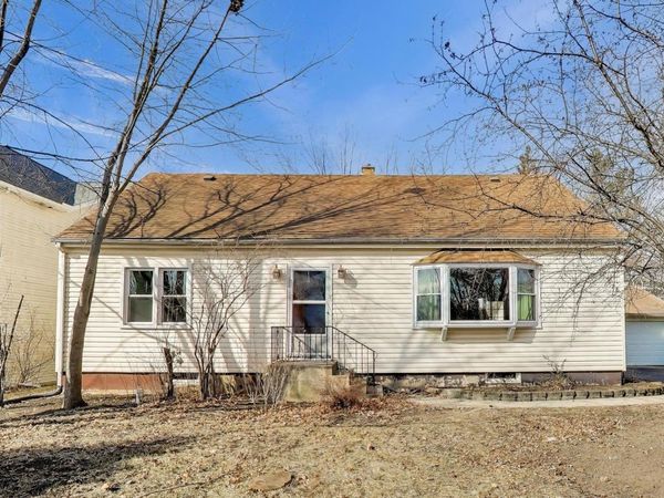 23576 N MELODY Lane, Lake Zurich, IL 60047