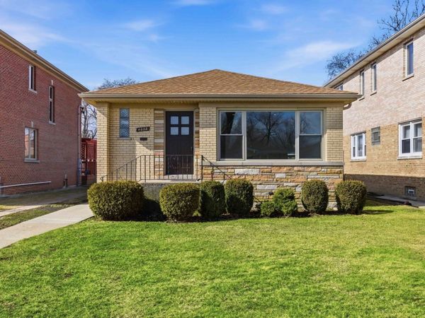 4052 N Olcott Avenue, Norridge, IL 60706