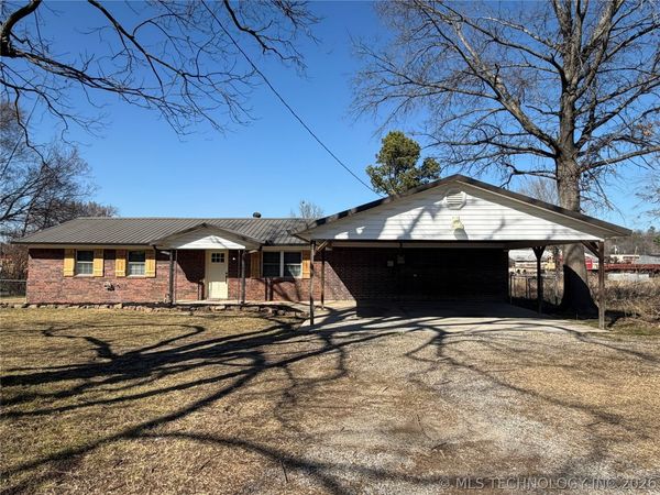 305 W Ash Avenue , Wilburton, OK 74578