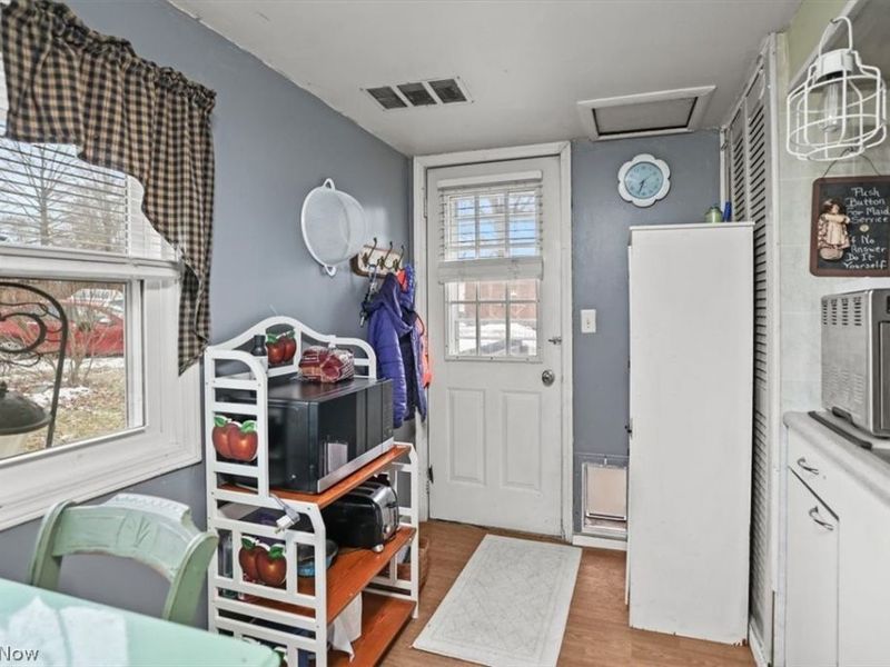 101 W 1st Avenue, Hebron, OH 43025 Photo 13