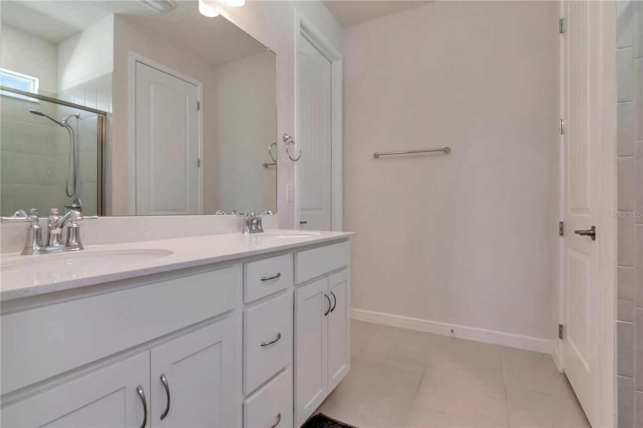 6462 Bradford Woods Drive , Zephyrhills, FL 33542 Photo