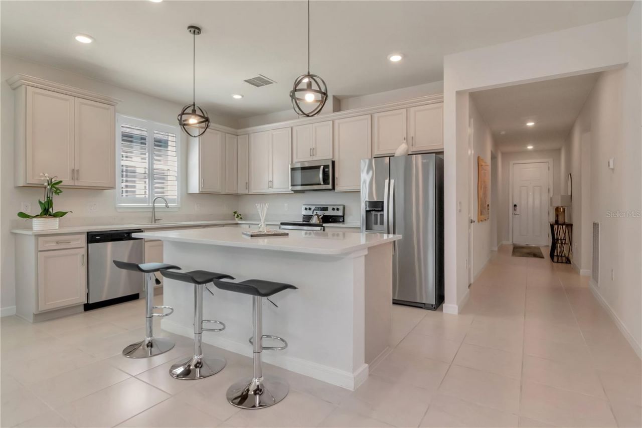 6462 Bradford Woods Drive , Zephyrhills, FL 33542 Photo