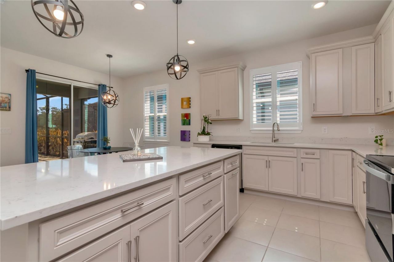 6462 Bradford Woods Drive , Zephyrhills, FL 33542 Photo