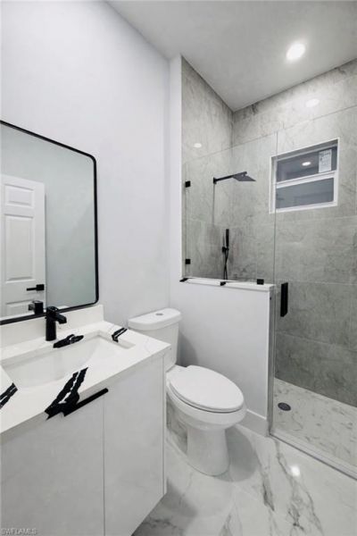 325 / 327 Gordon Ave S, Lehigh Acres, FL 33973 Photo