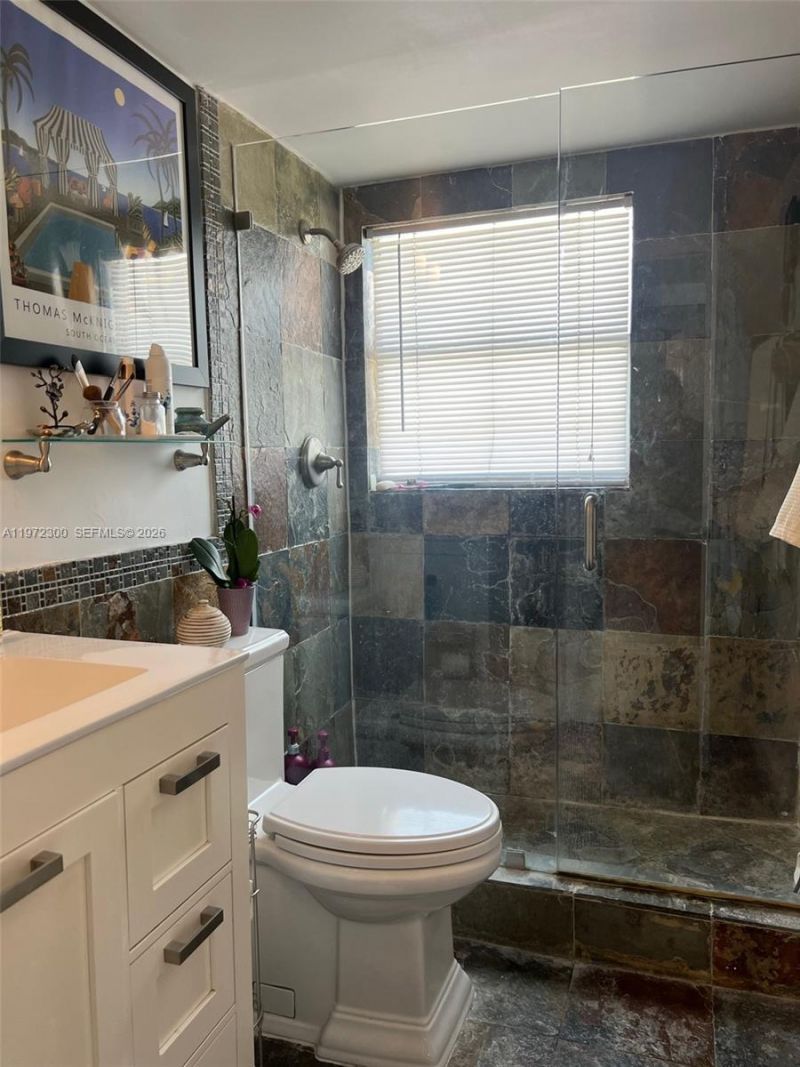 1881 Washington Ave , Unit 12E, Miami Beach, FL 33139 Photo