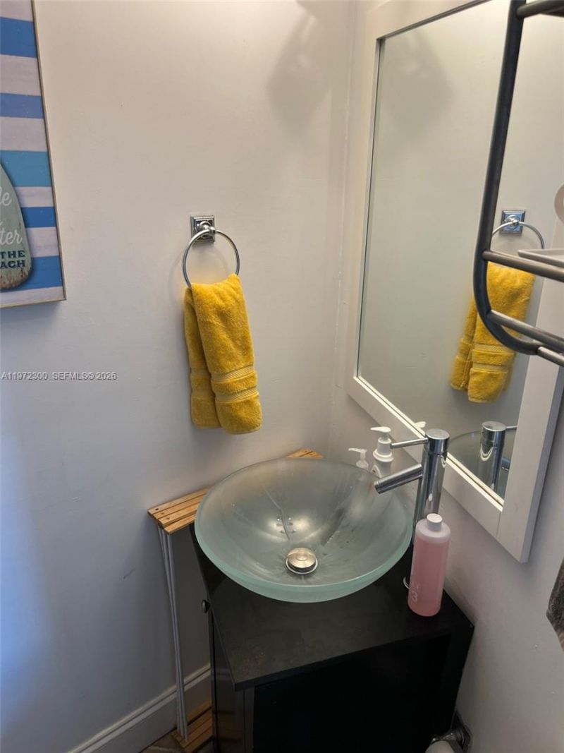 1881 Washington Ave , Unit 12E, Miami Beach, FL 33139 Photo