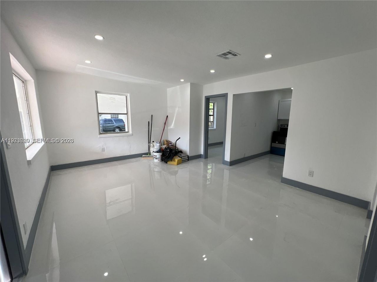 2441 NW 32nd St , Unit 1, Miami, FL 33142 Photo