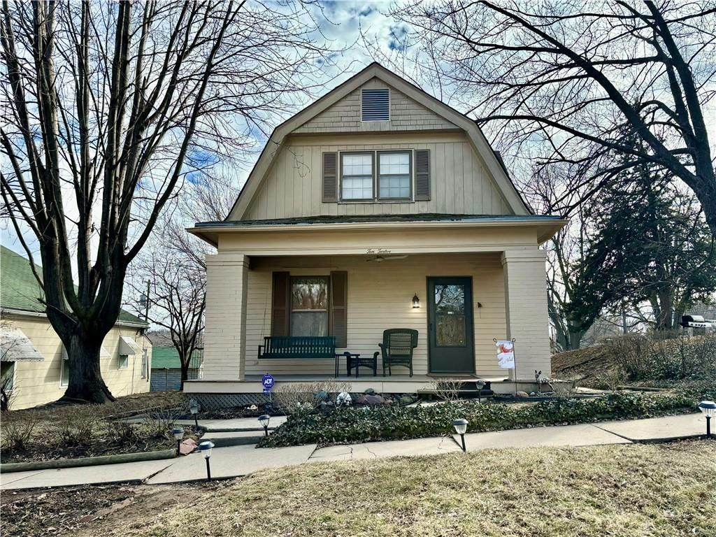 1012 Logan Street, Saint Joseph, MO 64505 Main Photo