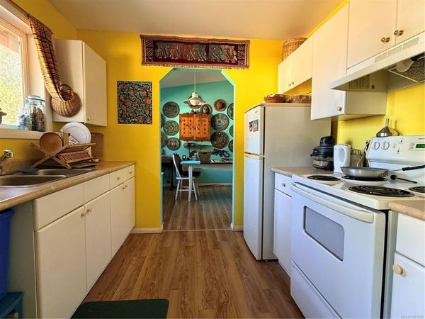 745 Church St, Unit 26, Gabriola Island, BC V0R 1X3