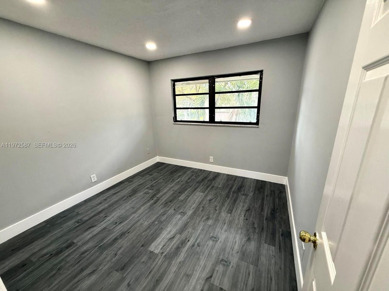 2700 N 34th Ave , Unit I, Hollywood, FL 33021 Photo