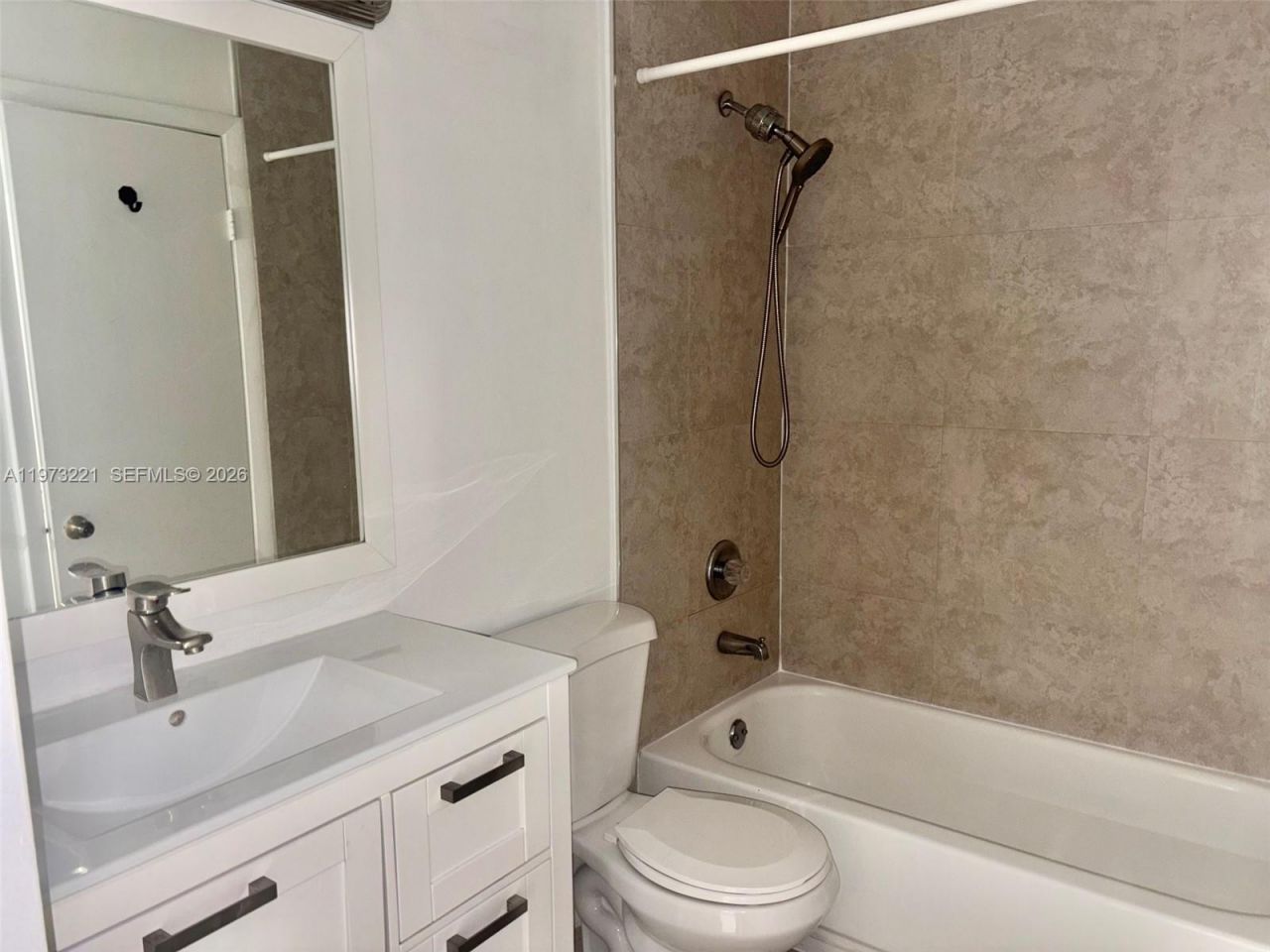 18324 NW 68th Ave, Unit H, Hialeah, FL 33015 Photo