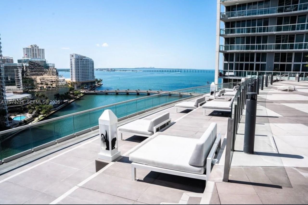 495 Brickell Ave , Unit 1403, Miami, FL 33131 Photo