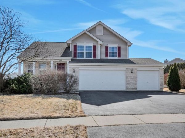 1606 Donegal Drive, Minooka, IL 60447