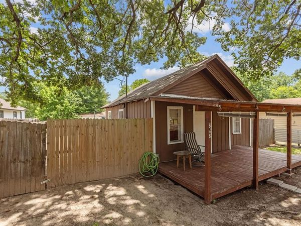 606 N Needmore Street, Athens, TX 75751