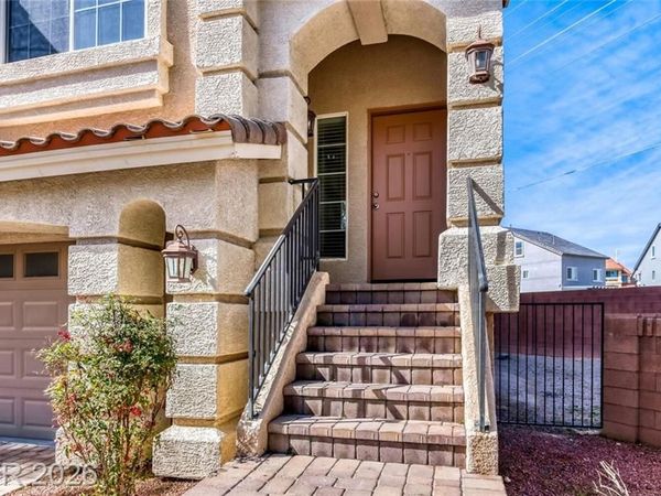 9839 Giant Steps Court, Las Vegas, NV 89141