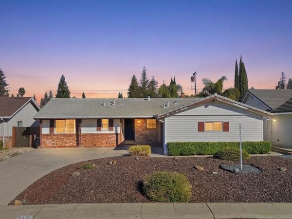 5831 Verde Cruz Way, Sacramento, CA 95841
