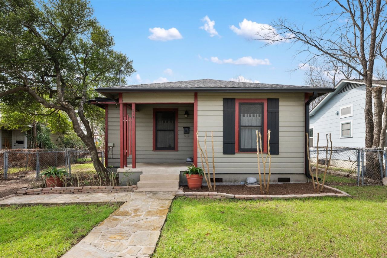 813 E 48th St, Austin, TX 78751 Main Photo