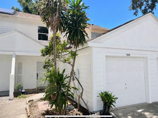 6138 OAK CLUSTER CIRCLE, TAMPA, FL 33634