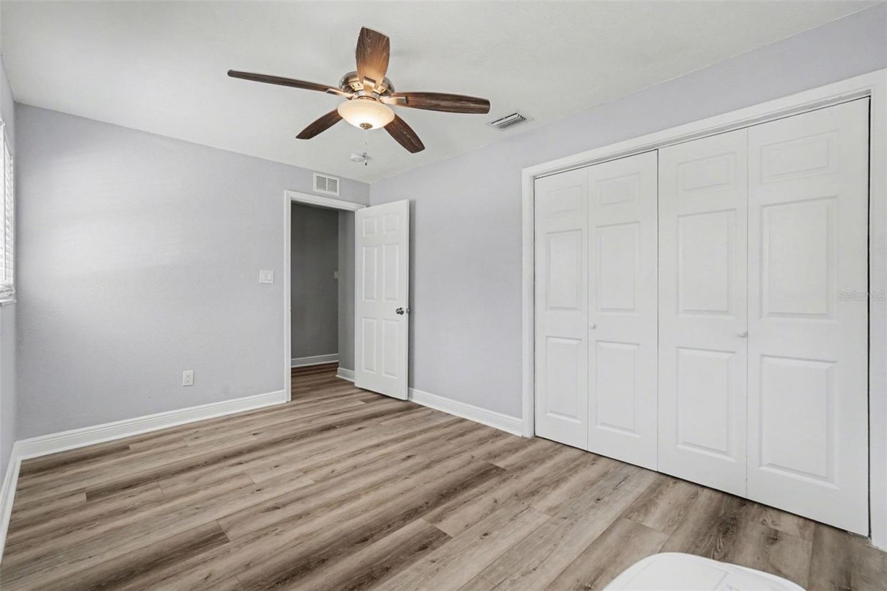 8902 El Portal Drive, Tampa, FL 33604 Photo